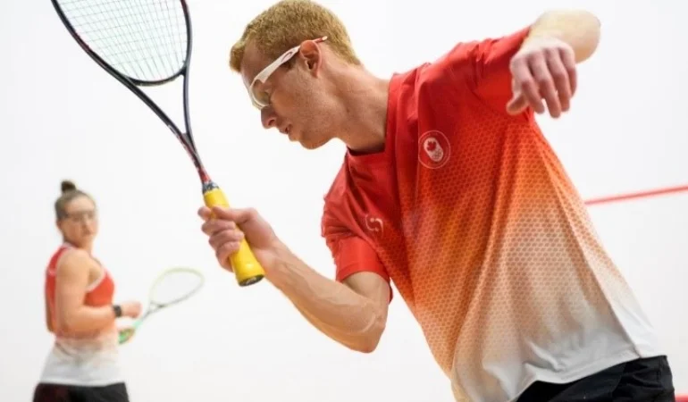 How to Choose Best Squash Clothing