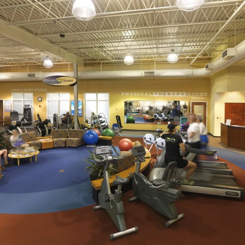 acac Fitness & Wellness Downtown squash venue photo 7 of 10