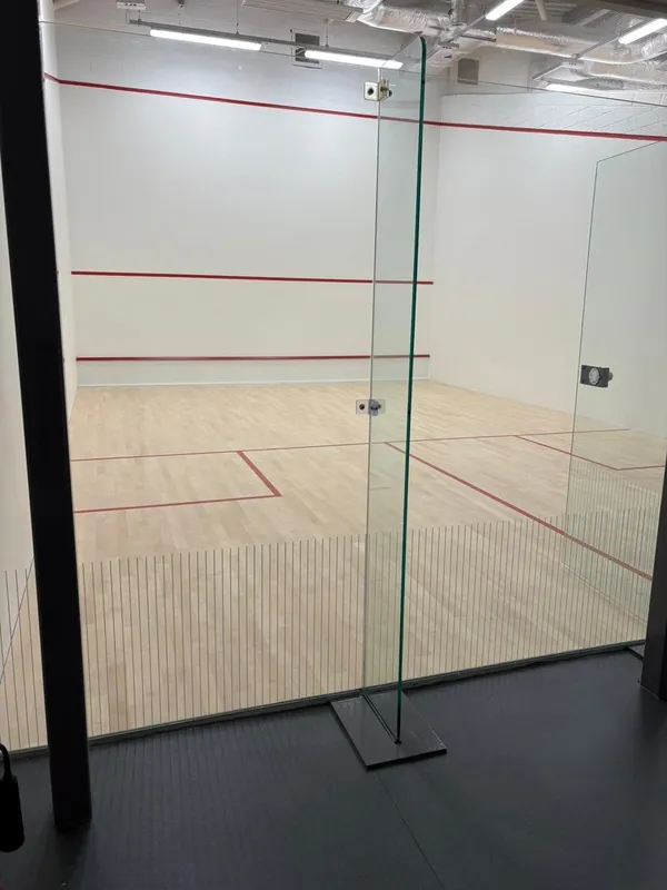 Aireborough Leisure Centre squash venue photo 10 of 10