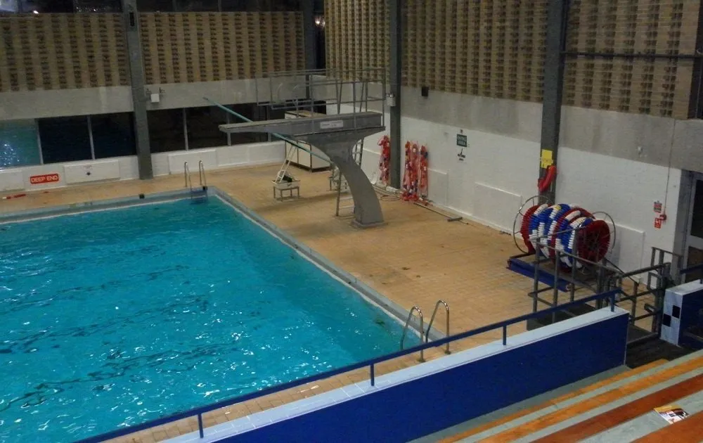 Aireborough Leisure Centre squash venue photo 7 of 10