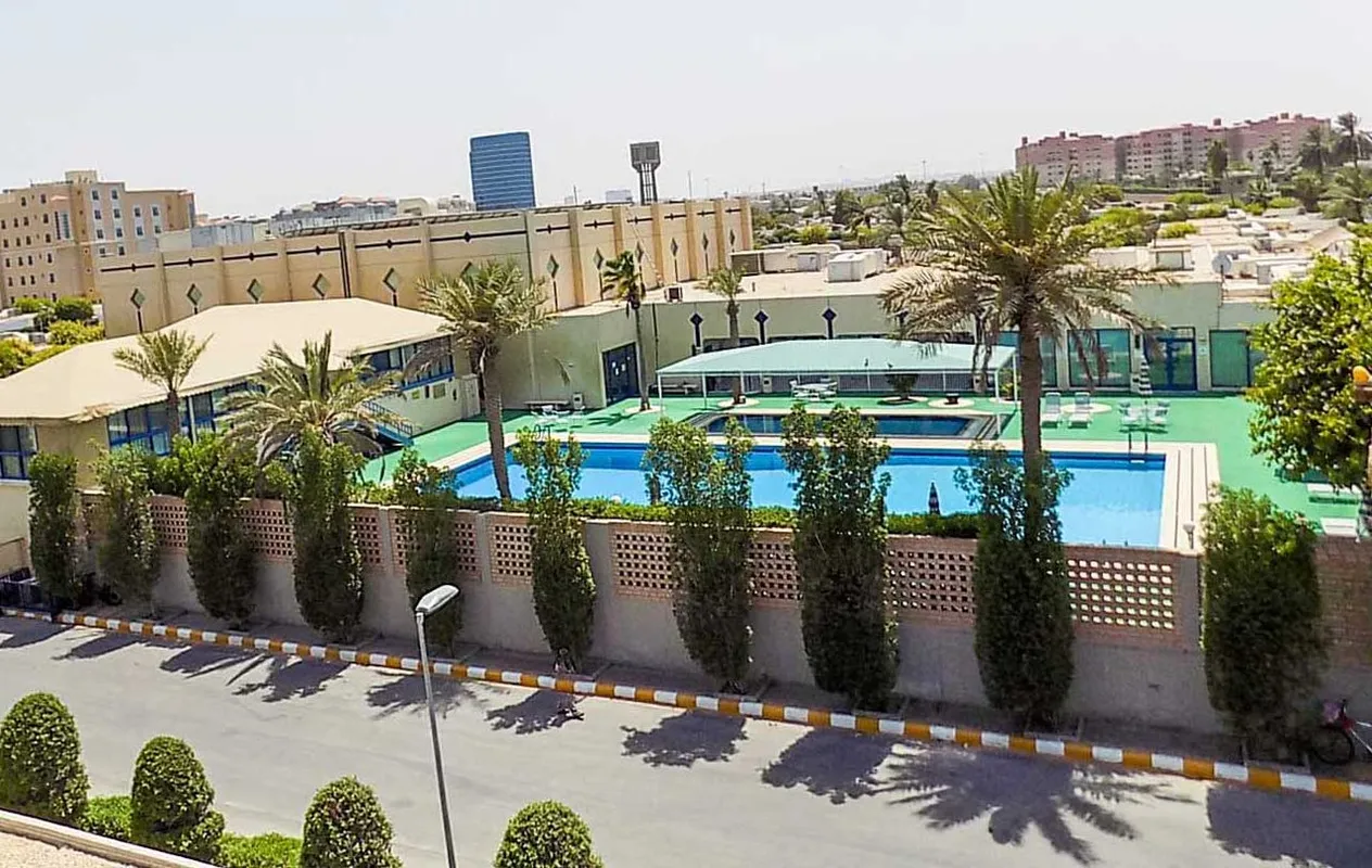 Al Danah & Al Nadah Compounds, Squash Courts squash venue photo 1 of 3