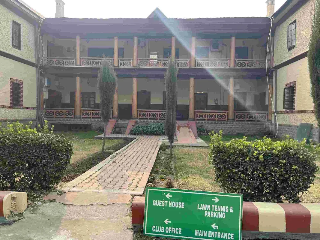 Amar Singh Club Sonwar squash venue photo 4 of 6