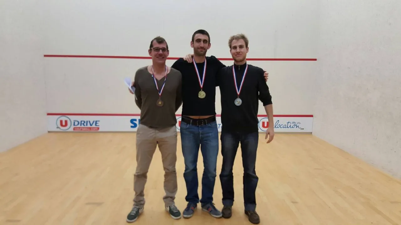 Asptt Tours squash venue photo 2 of 7