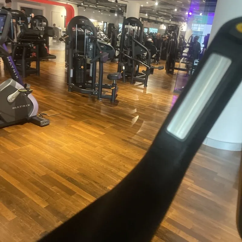 Atlantis Fitness, Kurse, Squash & Saunapark squash venue photo 5 of 9