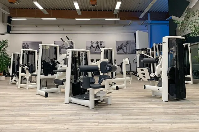 Atlantis Fitness, Kurse, Squash & Saunapark squash venue photo 3 of 9