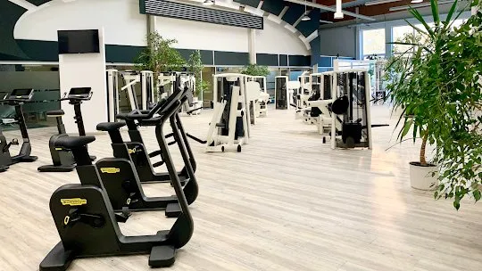 Atlantis Fitness, Kurse, Squash & Saunapark squash venue photo 1 of 9