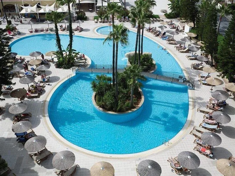 Atlantica Oasis Hotel squash venue photo 1 of 4