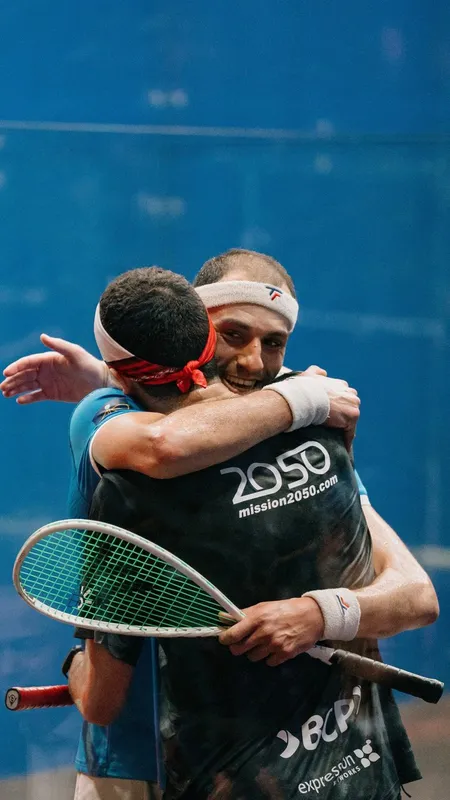 aux points du jour squash venue photo 2 of 3
