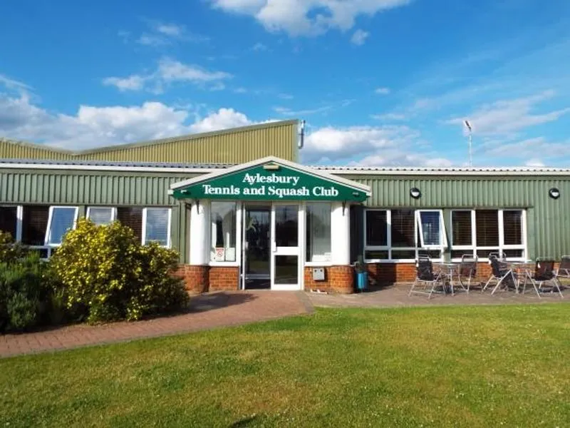 Aylesbury Tennis, Squash & Racketball Club squash venue photo 2 of 10