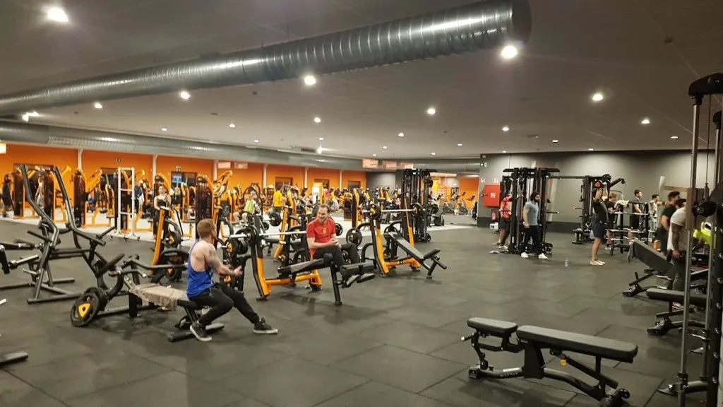 Basic-Fit squash venue photo 5 of 10
