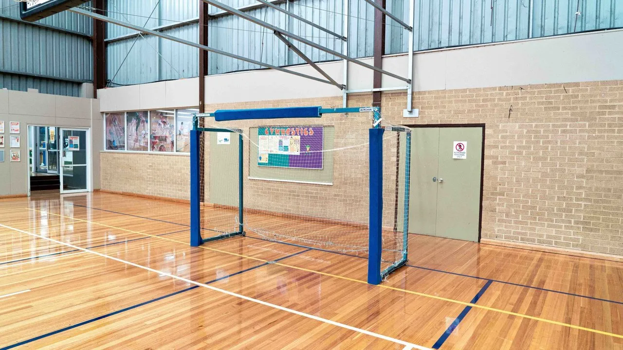 Bellbird Park Indoor Centre squash venue photo 4 of 10