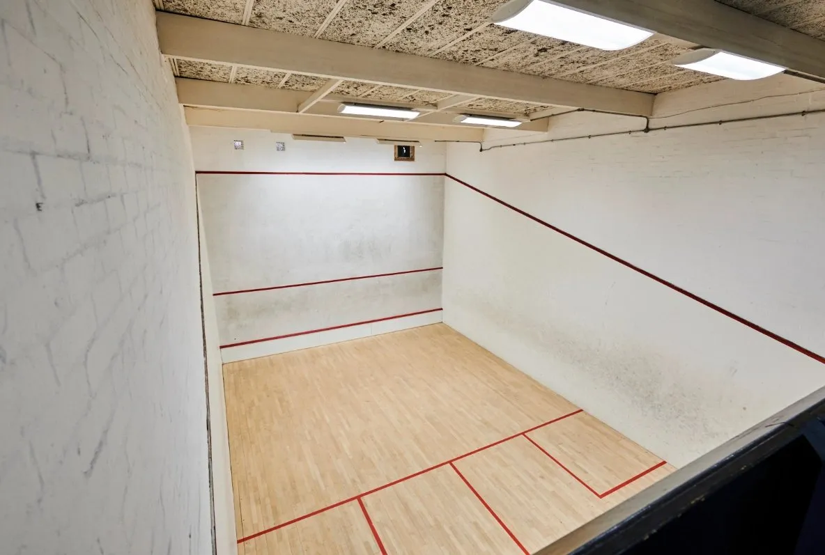 Bicester Leisure Centre squash venue photo 7 of 7