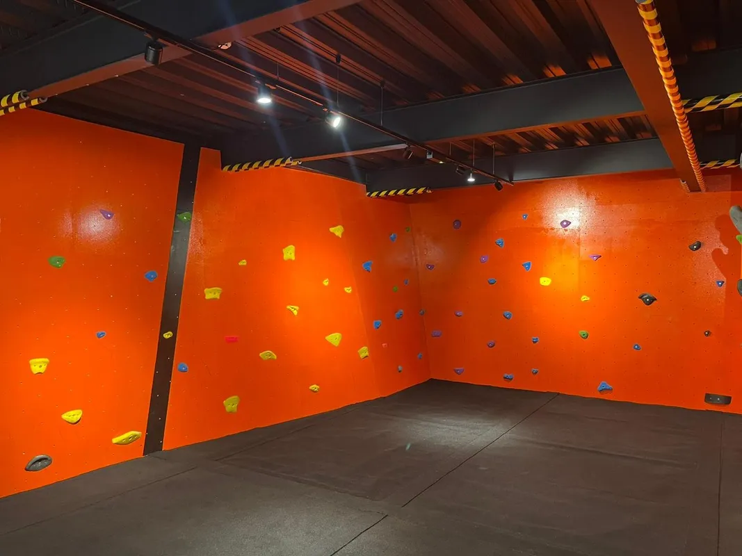 Bigbox Leisure Club squash venue photo 10 of 10