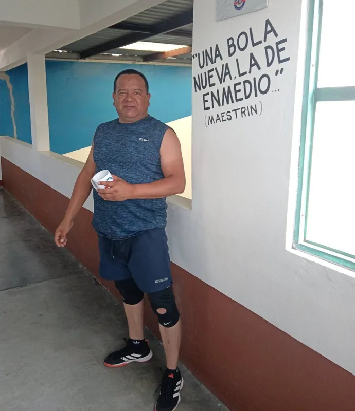 BILLAR Y SQUASH DON CHISPI squash venue photo 3 of 6