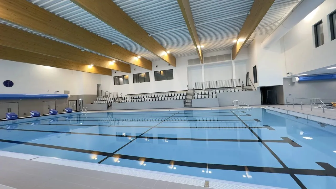Bingham Leisure Centre squash venue photo 2 of 10