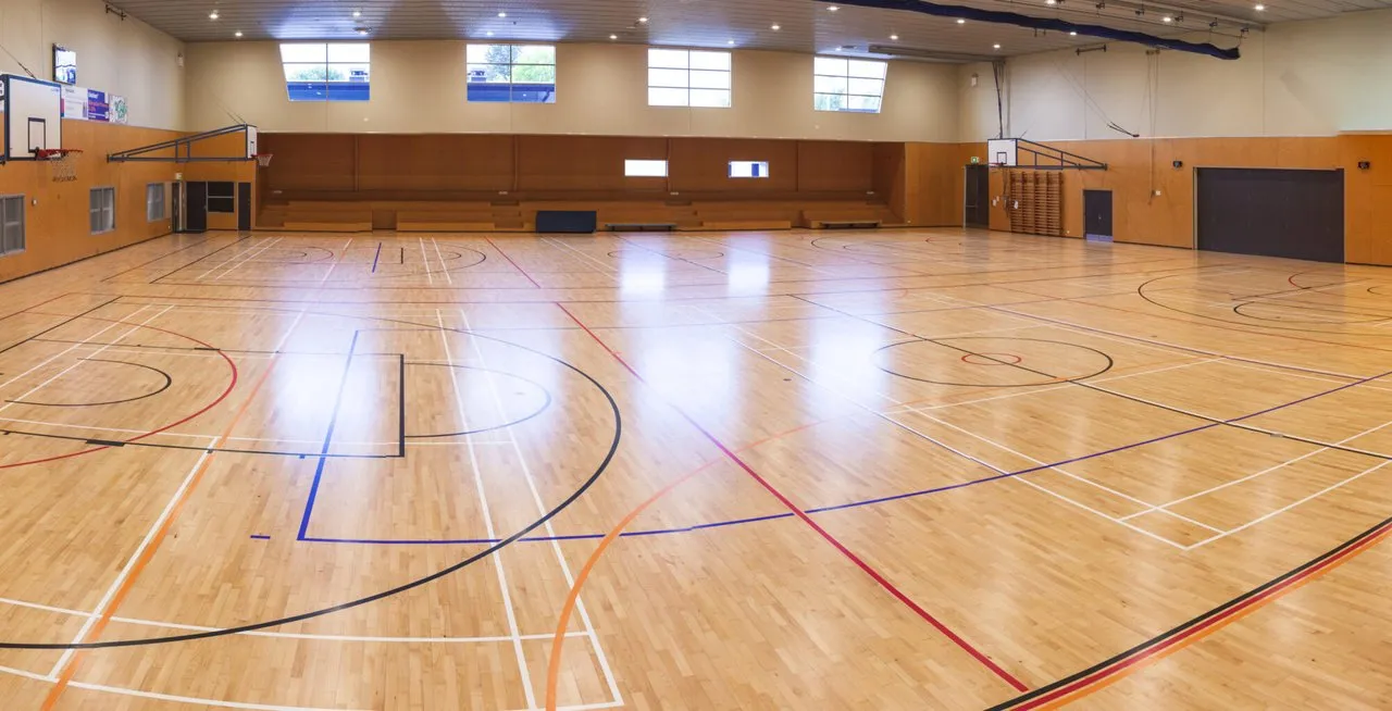 Bishopdale YMCA Recreation Centre squash venue photo 5 of 9