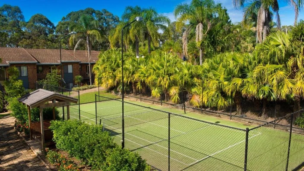 Boambee Bay Resort squash venue photo 7 of 10
