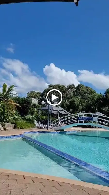 Boambee Bay Resort squash venue photo 3 of 10