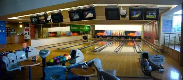 Bowling, squash squash venue photo 1 of 3