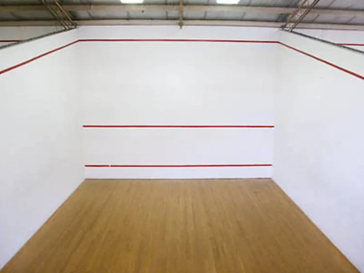Bulldogs Squash Club squash venue photo 7 of 8