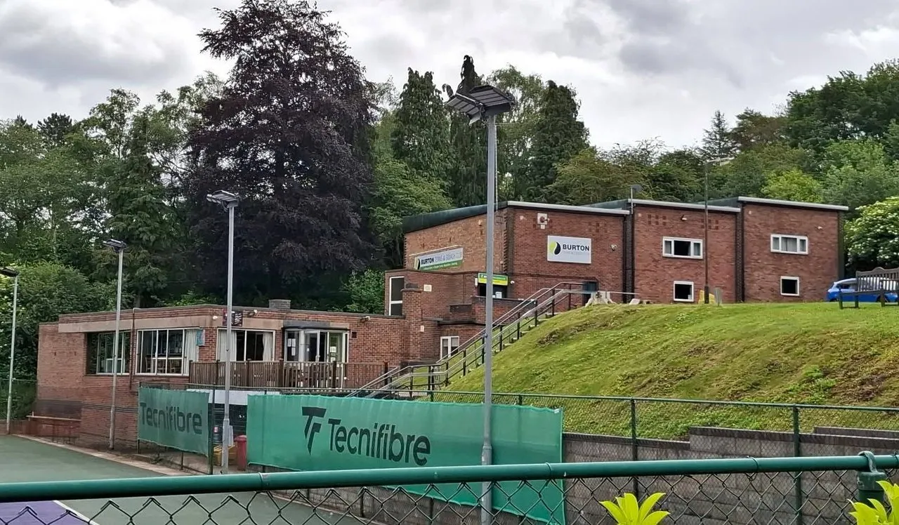 Burton Tennis & Squash Club squash venue photo 7 of 10