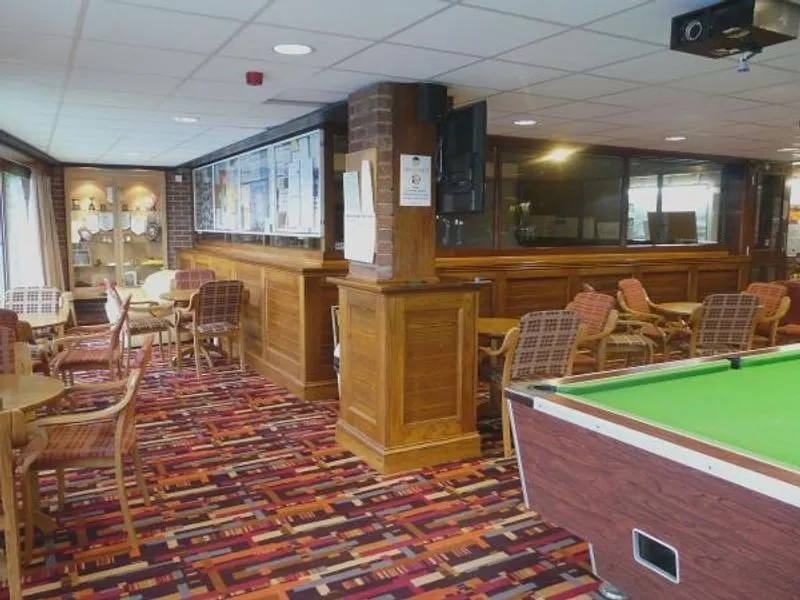 Burton Tennis & Squash Club squash venue photo 6 of 10