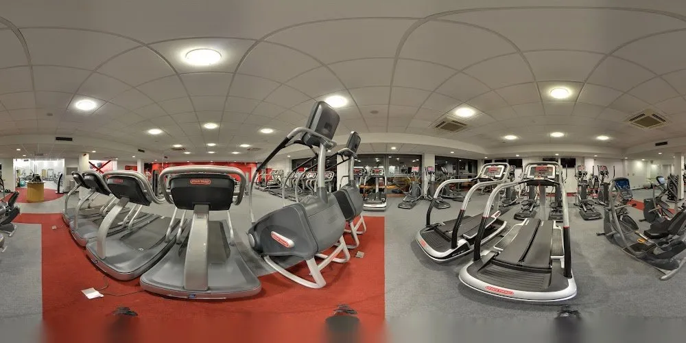 Bushey Grove Leisure Centre squash venue photo 1 of 8
