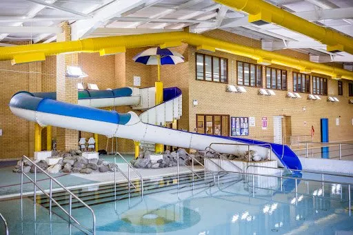 Byw'n Iach Dwyfor / Dwyfor Leisure Centre (Fitness, Swimming & Sports) Pwllheli squash venue photo 2 of 4