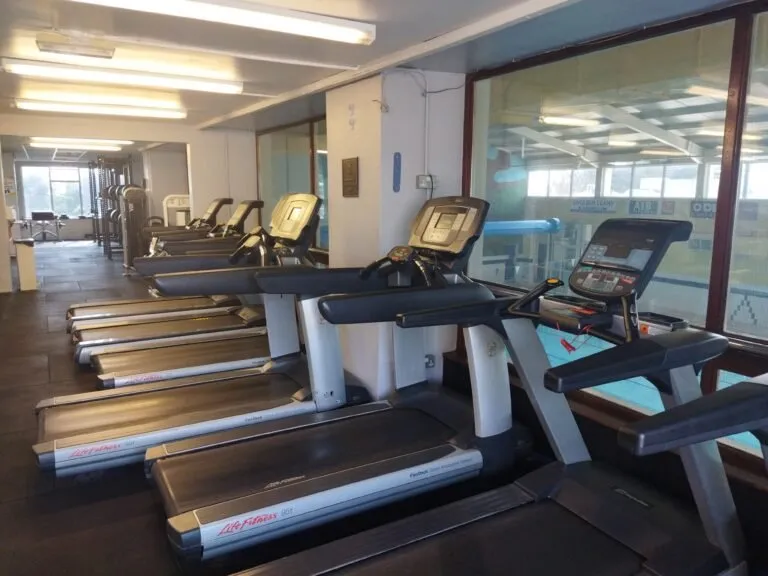 Canon Hayes Recreation Centre squash venue photo 4 of 7