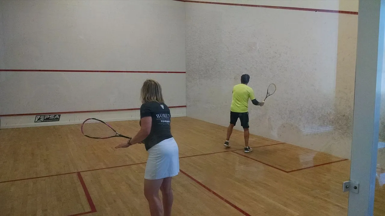 Capitol Hill Sport&Health squash venue photo 4 of 10