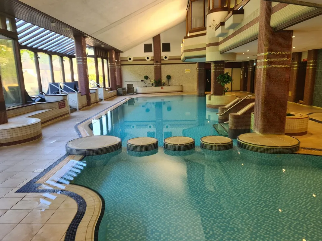 Cascades Health Spa & Fitness Club squash venue photo 8 of 10