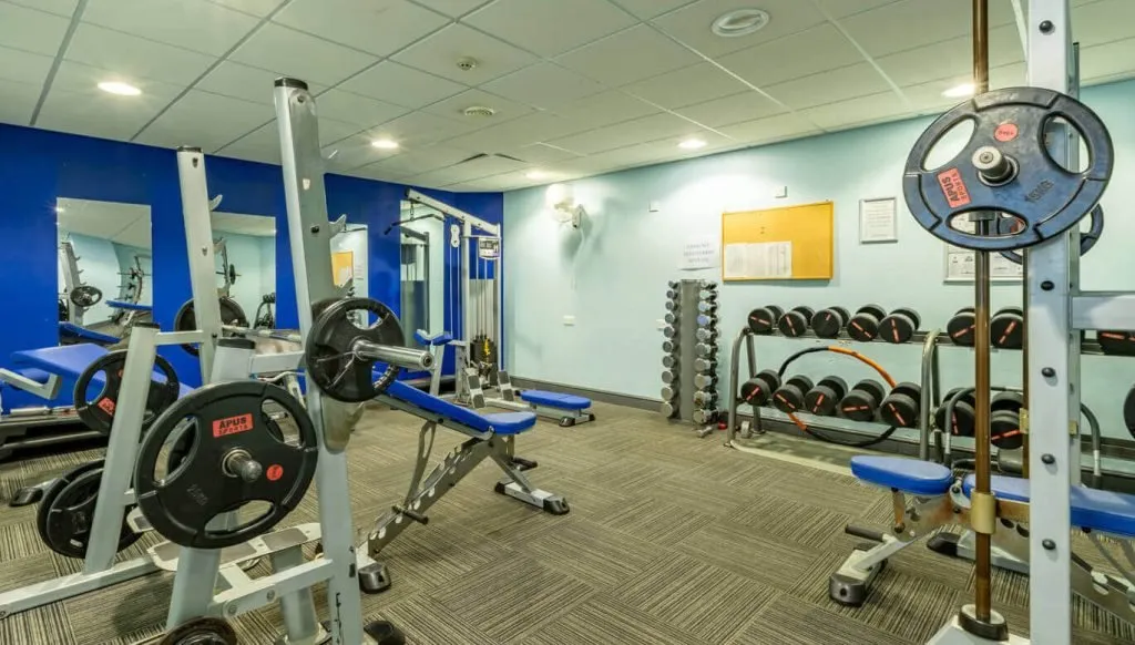 Cascades Health Spa & Fitness Club squash venue photo 3 of 10