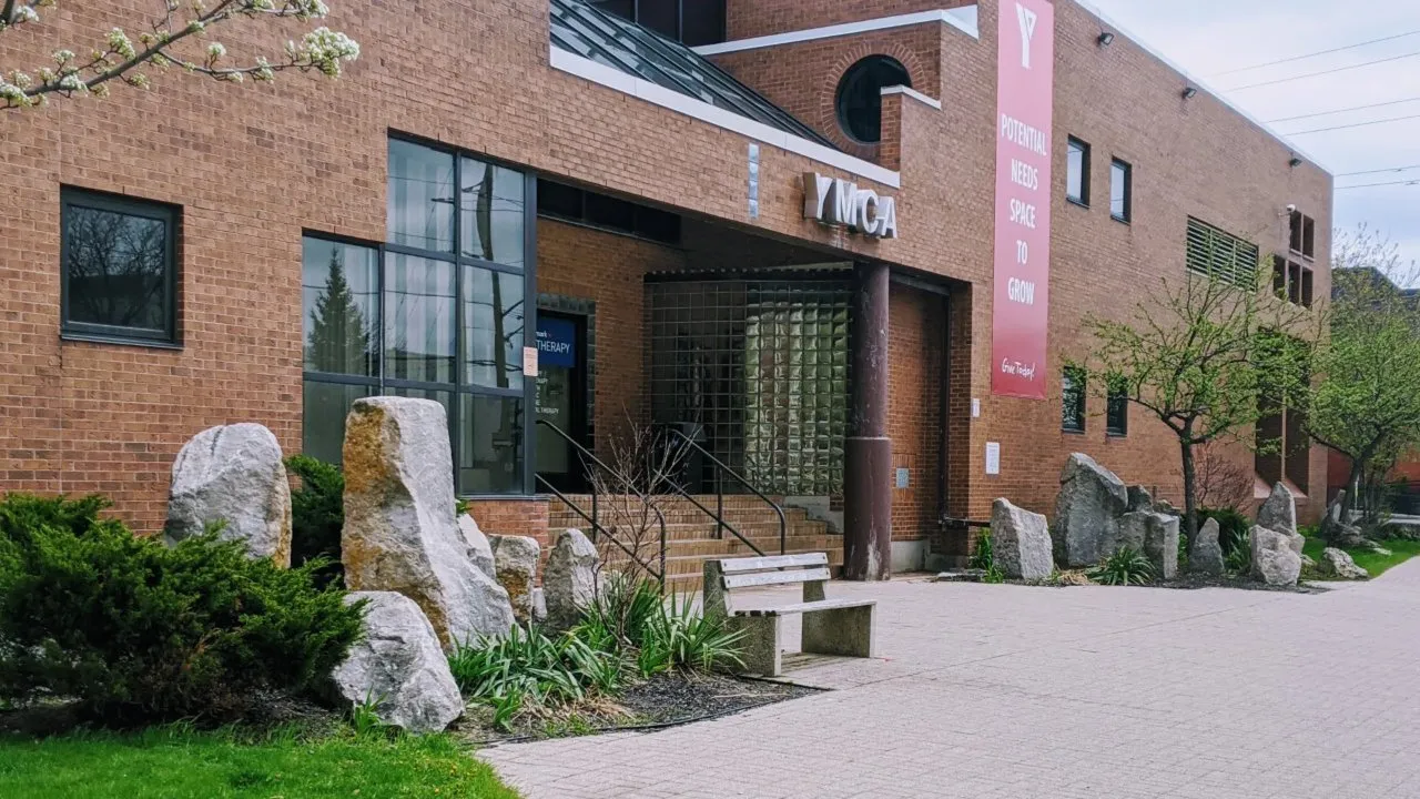 Centre Branch YMCA squash venue photo 4 of 7