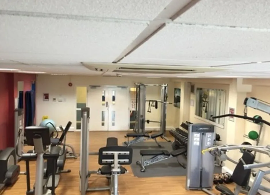 Chew Valley Leisure Centre squash venue photo 3 of 6