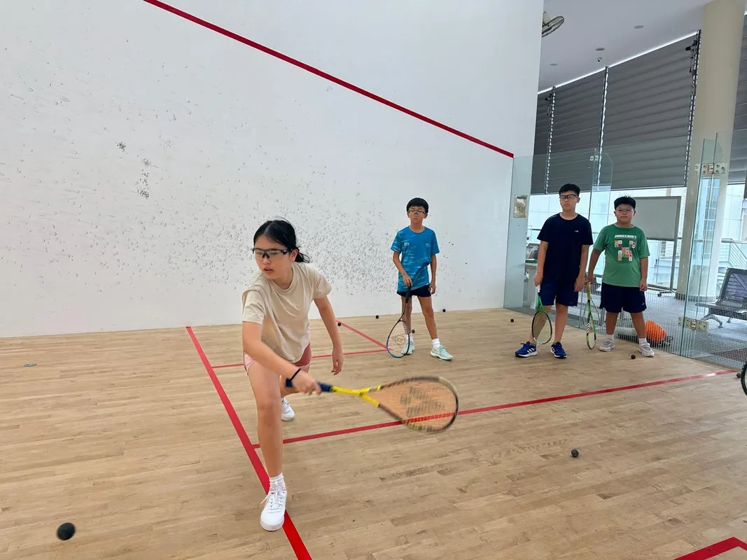 Chinese Swimming Club squash venue photo 4 of 5