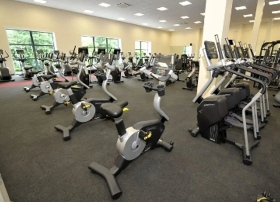 Clarendon Leisure Centre squash venue photo 4 of 7