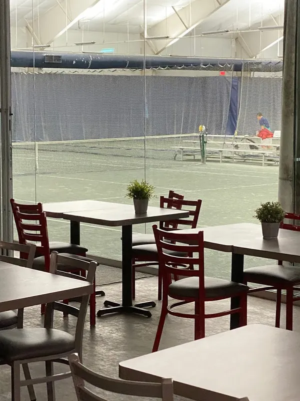 Club CDL (Club Sportif Cote de Liesse) squash venue photo 3 of 5