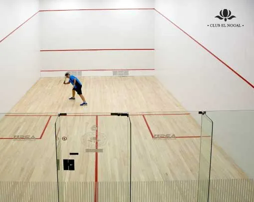 Club El Nogal squash venue photo 4 of 5