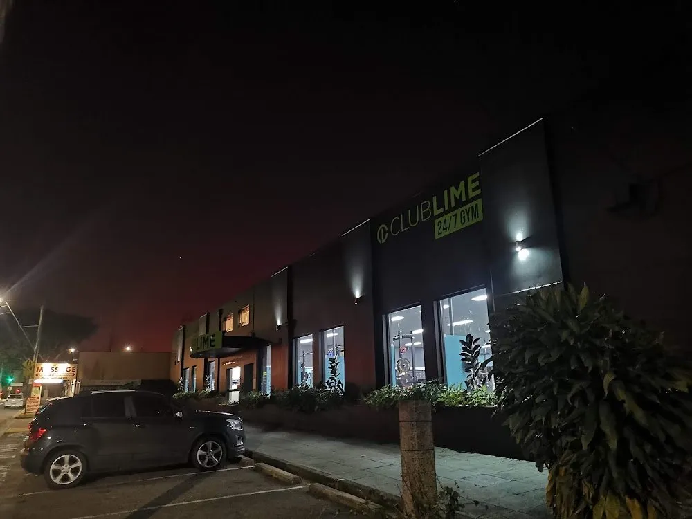 Club Lime Norman Park squash venue photo 2 of 6