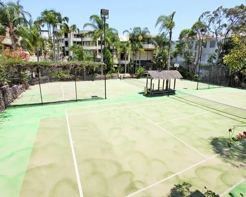 Club Noosa Timeshare squash venue photo 2 of 4