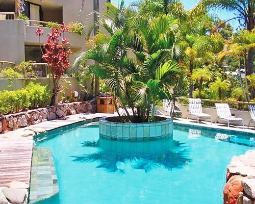 Club Noosa Timeshare squash venue photo 1 of 4