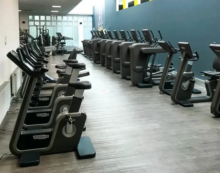 Club Top & Fit Fitnesscenter squash venue photo 8 of 10