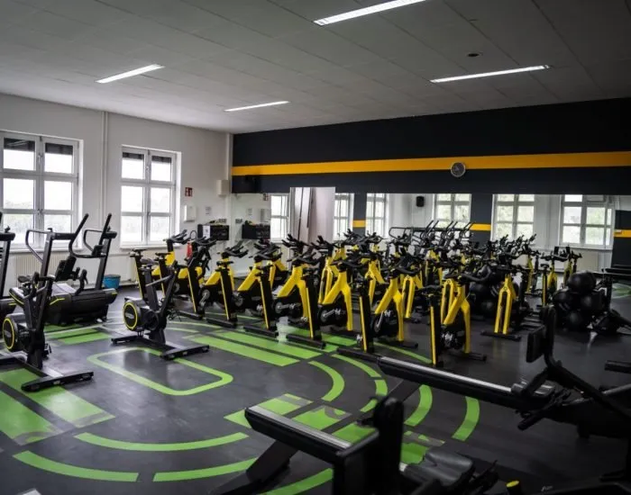 Club Top & Fit Fitnesscenter squash venue photo 5 of 10
