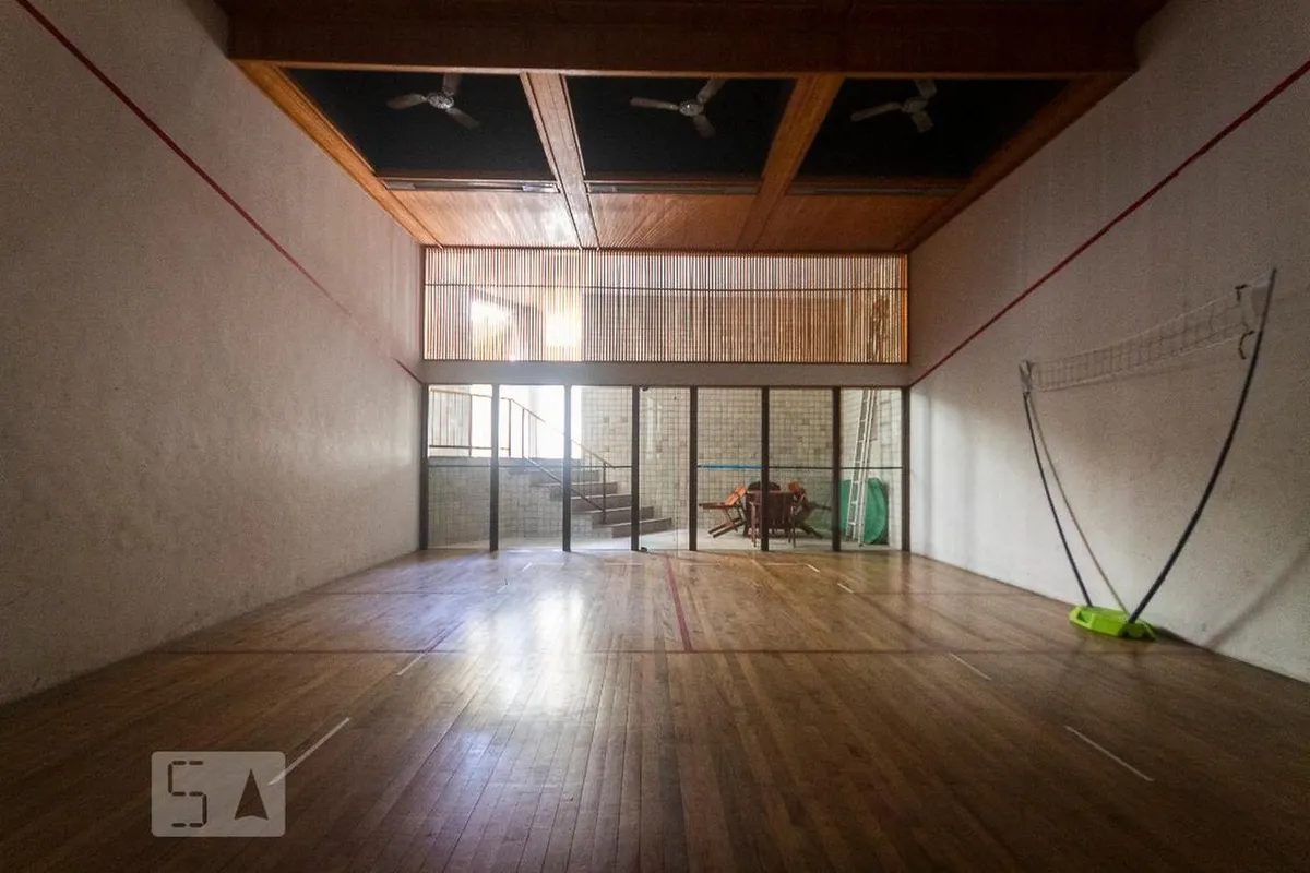 Condominio Multifamiliar - Edificio La Costa squash venue photo 1 of 1