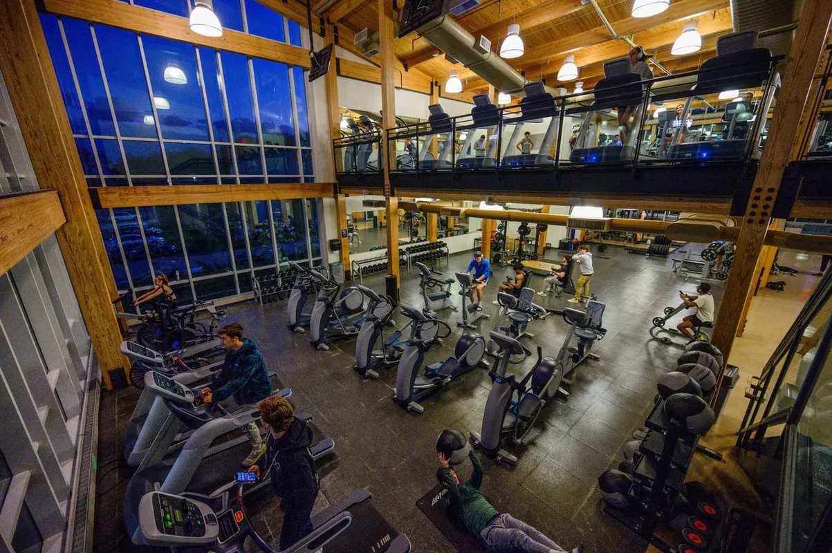Connecticut College Fitness Center squash venue photo 5 of 10
