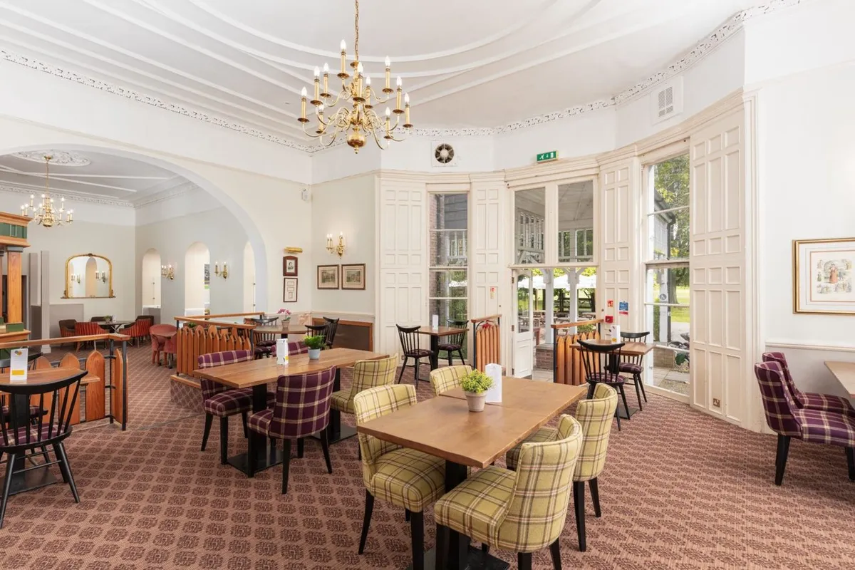 Coulsdon Manor Hotel & Golf Club squash venue photo 3 of 3
