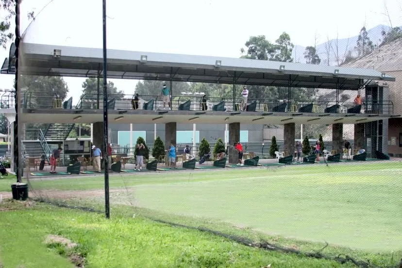 Country Club La Planicie squash venue photo 3 of 6