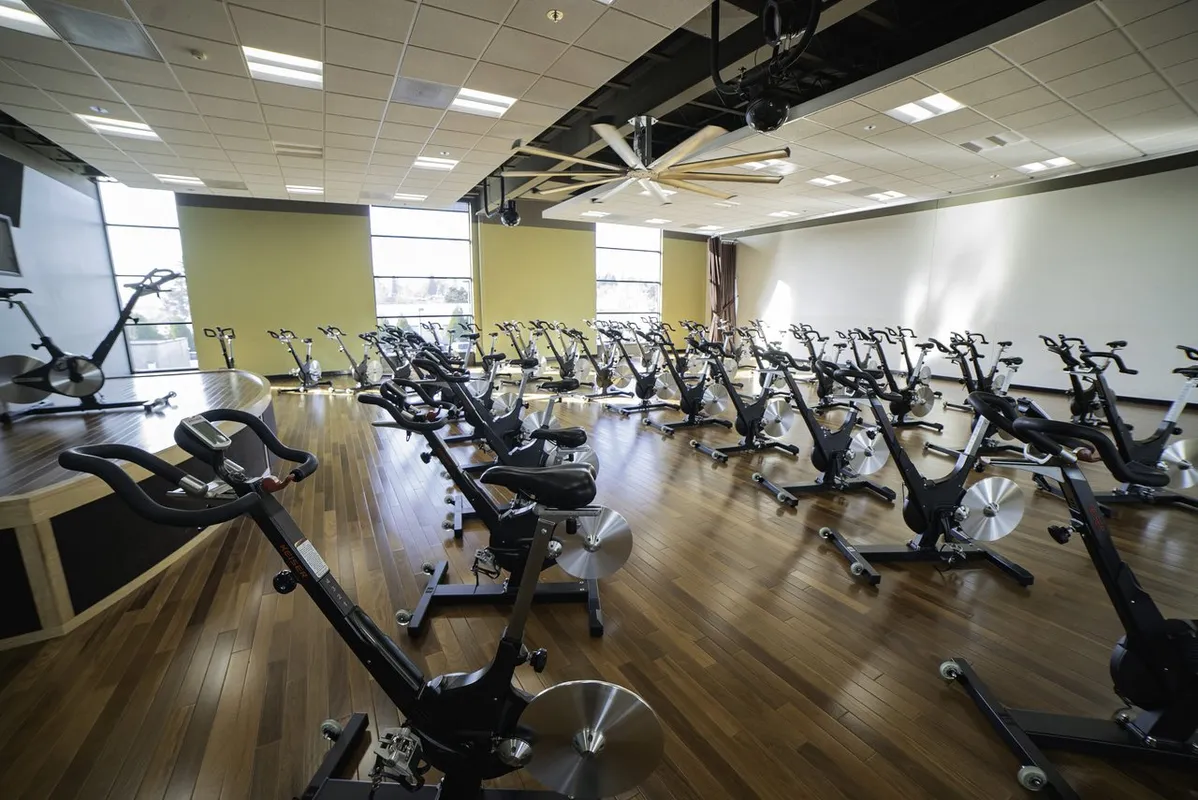 Courthouse Club Fitness - South River Road squash venue photo 8 of 10