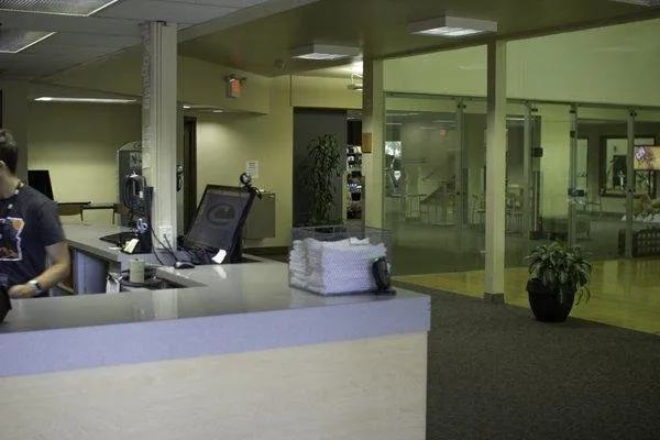 Courthouse Club Fitness - South River Road squash venue photo 1 of 10