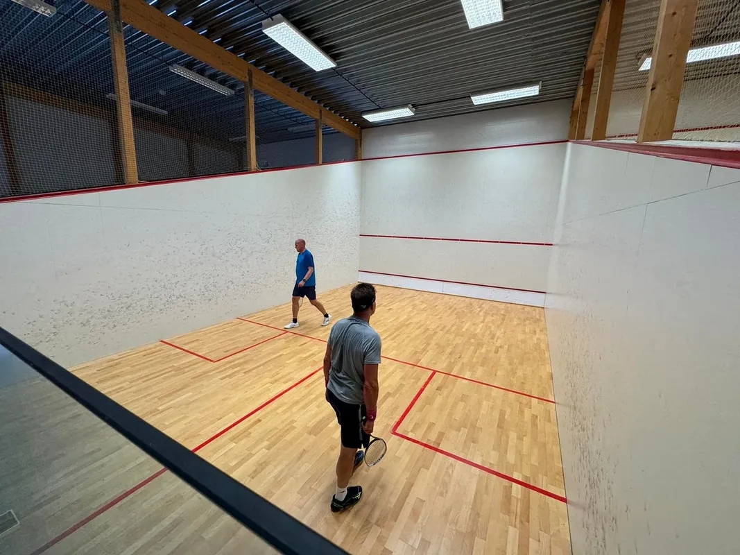 Dahlehallen squash venue photo 5 of 5